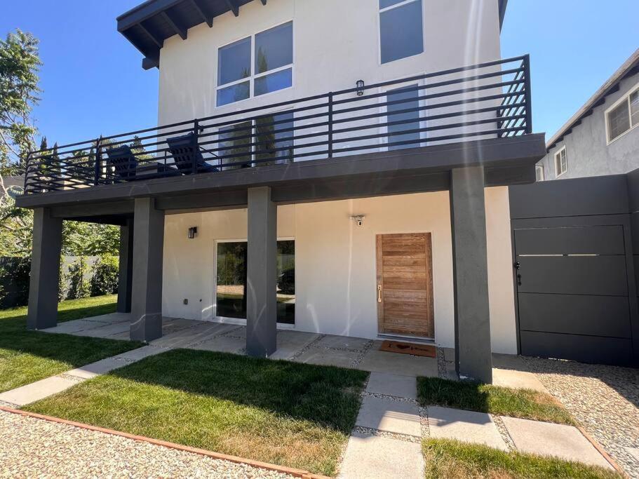 Gorgeous Private And Gated Home In Silver Lake With Pool & Views Los Angeles Exterior photo